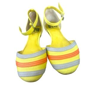 BC Closed Toed Ankle Strap Yellow Sandals + Orange Gray Stripes, Size 6.5